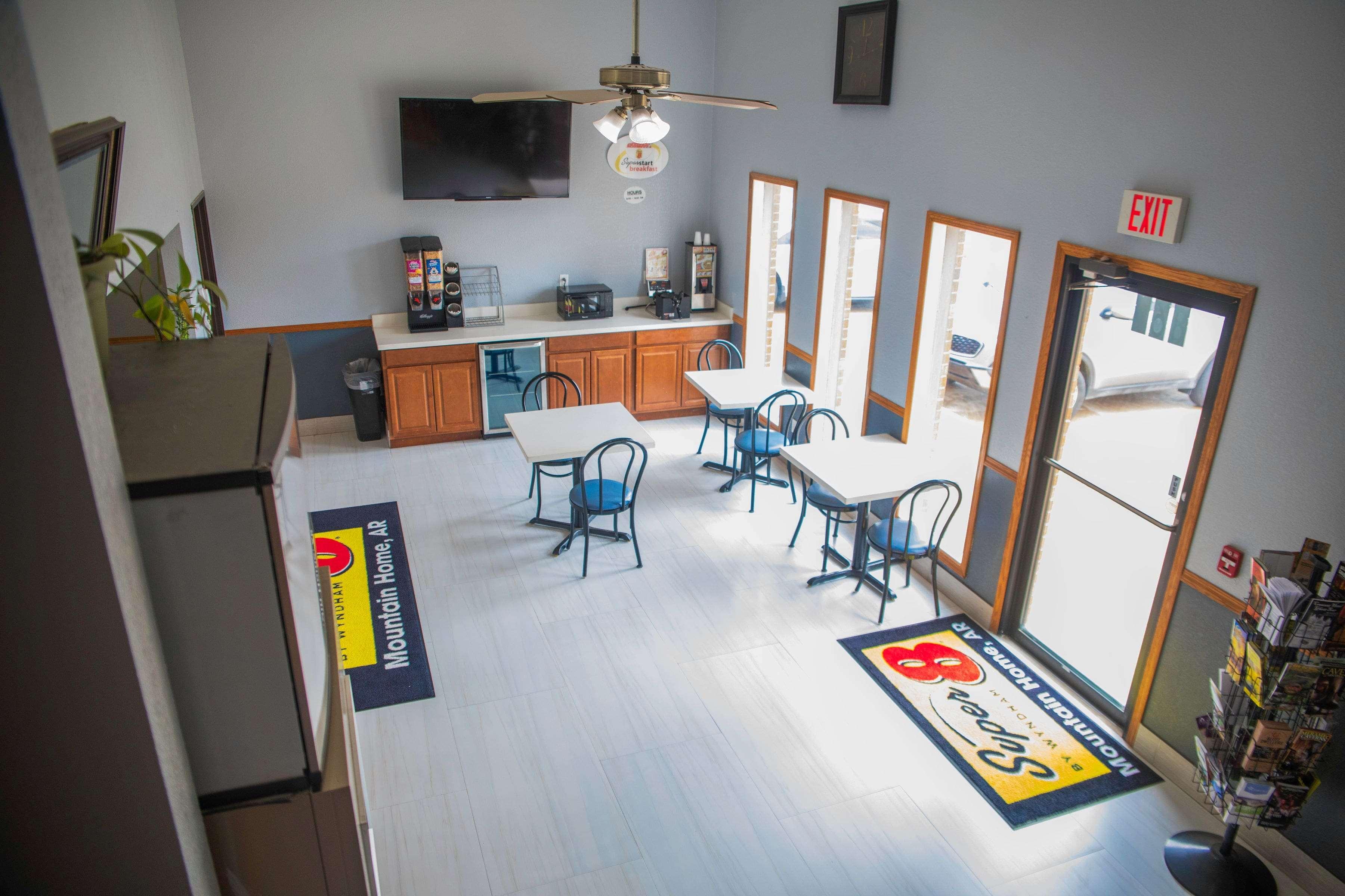 Super 8 By Wyndham Mountain Home Exterior foto